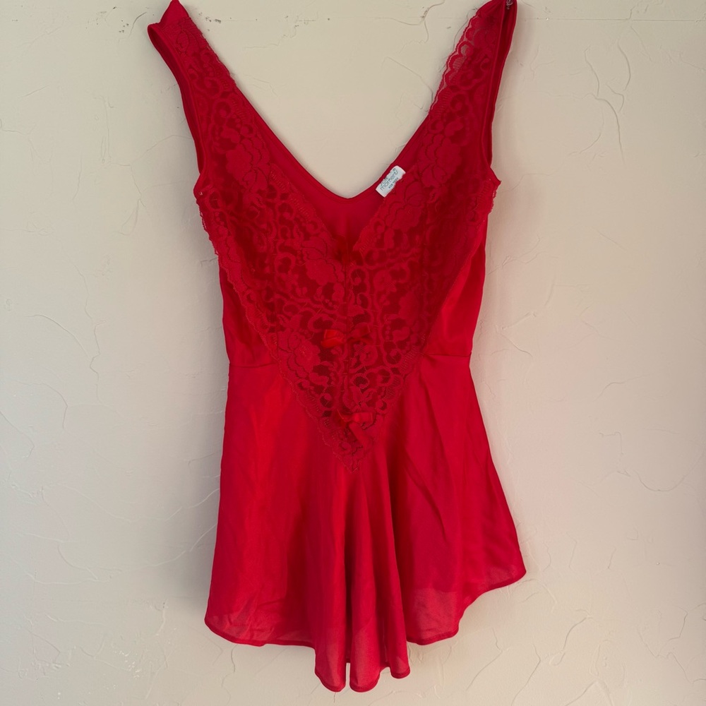 Soft Moments Red Lace Camisole Top – Size S/M (Stretchy)